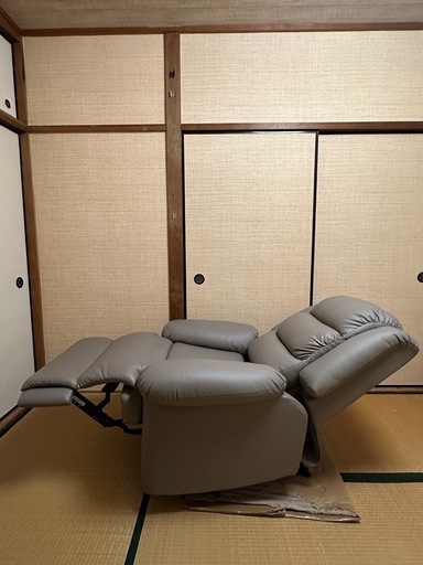 【極美品】手動リクライニングチェア（アイリスト施術用・マツエク・ネイル）