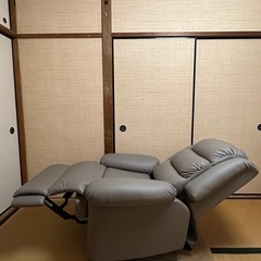 【極美品】手動リクライニングチェア（アイリスト施術用・マツエク・ネイル）の画像