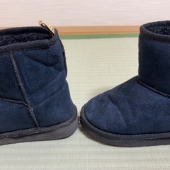 子ども用ブーツ　20cm 紺色の画像