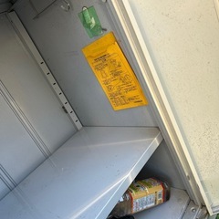 スチール製イナバ物置 ストッカー鍵付きの画像