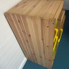 IKEA階段式収納家具の画像