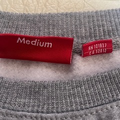 【お取引中】supreme トレーナーの画像