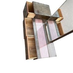 昔ながらの鏡台　ドレッサー　化粧台の画像