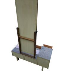 昔ながらの鏡台　ドレッサー　化粧台の画像