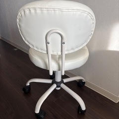 ニトリ　デスクチェアの画像