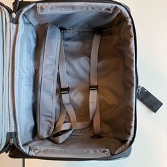 高品質パイロットケース、ビジネスや旅行に最適な収納力、機内持ち込みサイズですの画像