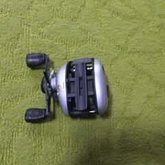 シマノ　ベイトリールの画像