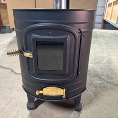 耐熱窓付時計型薪ストーブの画像