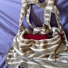 猫トンネル　猫抱っこエプロン？の画像