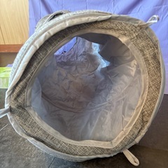 猫トンネル　猫抱っこエプロン？の画像