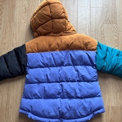 新品未使用　子ども　アウター　100センチ
の画像