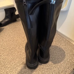 ロングブーツ 黒の画像