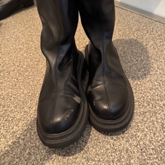 ロングブーツ 黒の画像