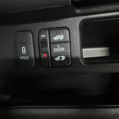 税金が安い3人乗りの貨物登録,H19年式のモビリオスパイク1.5W HDDナビ アクティブエディション, 6万走行距離の画像