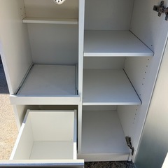 収納家具　キッチンラック　食器棚の画像