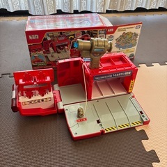 トミカ　おしごと変形消防署の画像