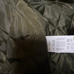 上着　丈長め　ジャンバー　ファー付き　の画像