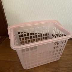 プラスチック　カゴの画像