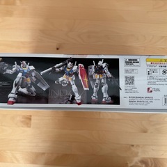 RG(リアルグレード)のRX-78-2 GUNDAM Ver.1 新品未使用
の画像