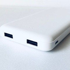 【急募‼️】大容量 10000mAh モバイルバッテリー★iPhone充電約2.5回分の画像