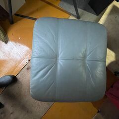 スツール グレーの画像