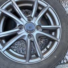 スタッドレスの画像