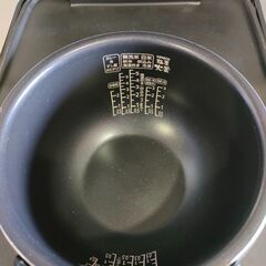 【ジャングル和泉大型良品館】　炊飯器　アイリスオーヤマ　RC-PD50　5合炊き　2021年製　※傷有【R478】の画像