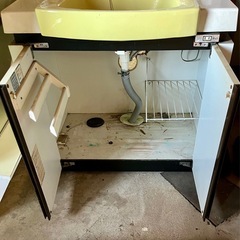 洗面台　鏡付きの画像