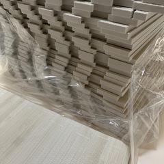 【新品未使用】ニュアンスホワイト ジョイントマットの画像