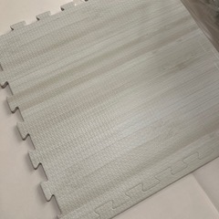 【新品未使用】ニュアンスホワイト ジョイントマットの画像