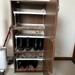 3段　扉付きカラーボックスの画像