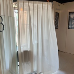 カーテンの画像
