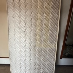 シングルマットレスの画像