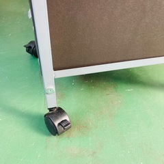 キャスター付書類ケース　硬質パルプ製　9段チェスト　レターケース　在庫2点の画像