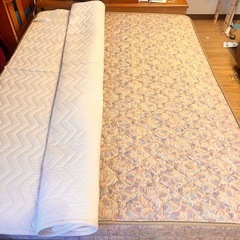 ベッド　ダブル　近いうちに来られる方の画像