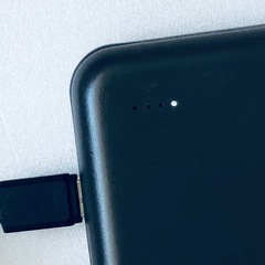 【急募‼️】マグネットタイプ 5000mAh モバイルバッテリー★iPhone充電約1.5回分の画像