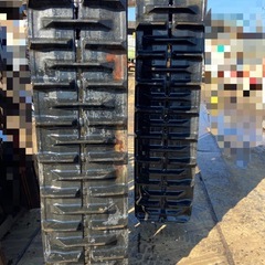 コンバイン ゴムクローラー SQ450x90x44 ひび割れ無し 中古 配送可の画像