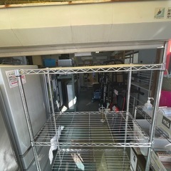 【リサイクルサービス八光】幅90㎝　キャスター付き　4段メタルラックの画像