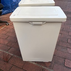 45Lゴミ箱の画像