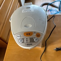 象印　電気ポットの画像