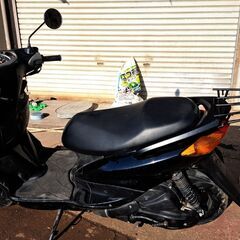 ヤマハシグナス125ｃｃ　ＳＥ１２Ｊ　キャブ車　バッテリー、前後タイヤ新品、の画像