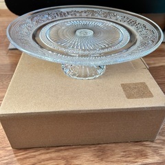 【新品未使用】ガラスカットデザートスタンドの画像