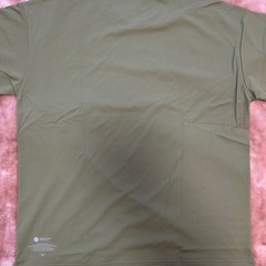 製品タグ付き未使用品ミズノMizunoメンズ半袖Tシャツ半袖トップス男性用紳士服カーキグリーン緑色系サイズXL胸囲97-103センチ身長177-183センチ定価6,050円肩幅　約56センチ 袖丈　約22センチ 身幅　約57センチ 着丈　約68センチの画像