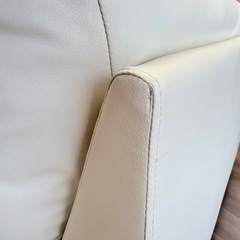 ニトリ　合皮ソファー　2人掛け 白の画像