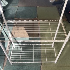 【リサイクルサービス八光】幅64㎝　ホワイト　4段メタルラックの画像