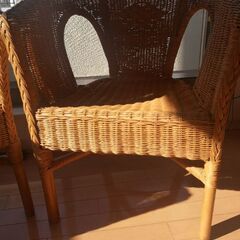 ニトリ　ラタンチェア２脚　藤の椅子の画像