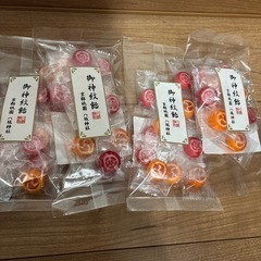 お菓子、飲み物などたくさんセットの画像