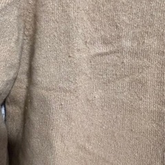 UNIQLO カシミヤ100%　Vネック　ニットの画像