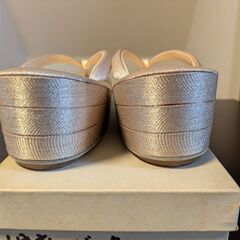 婚礼用の草履とバックのセットです👌の画像