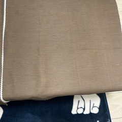 ニトリ　遮光カーテン　小窓の画像